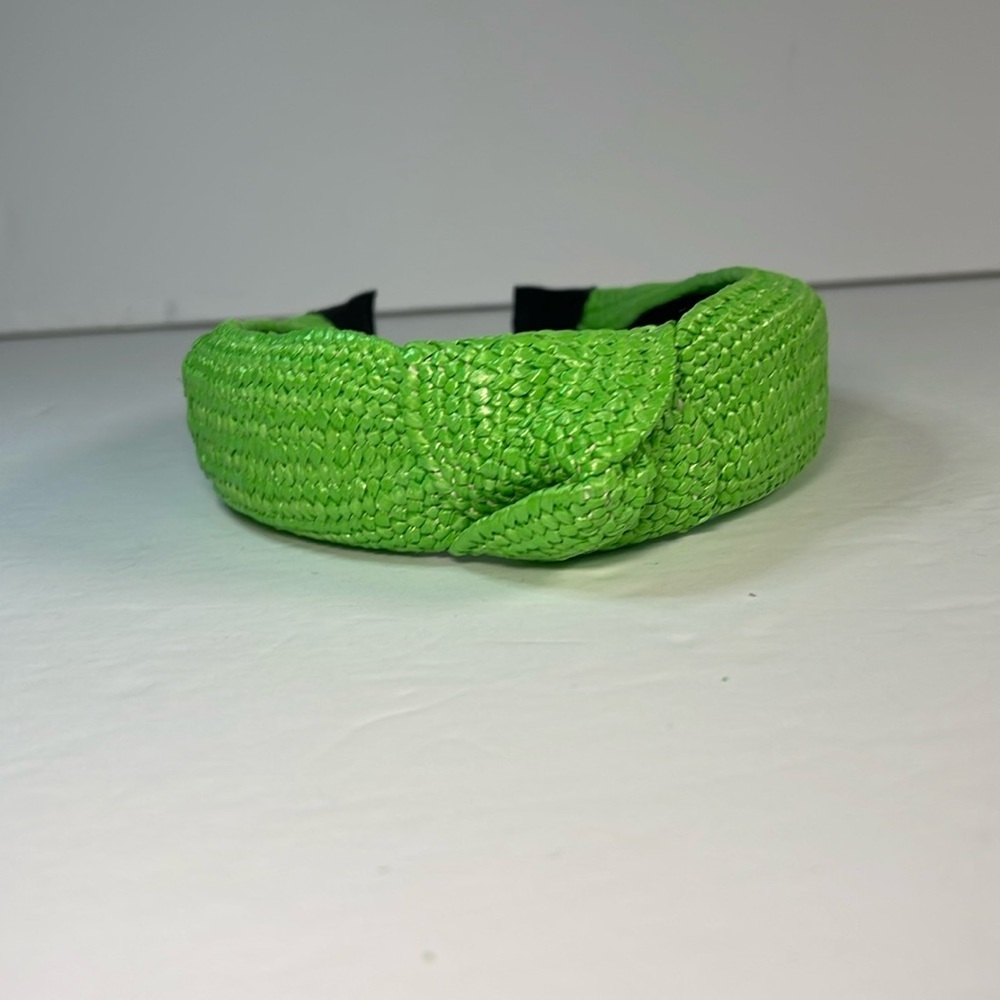 Vibrant Green Woven Headband - Perfect for Any Occasion!